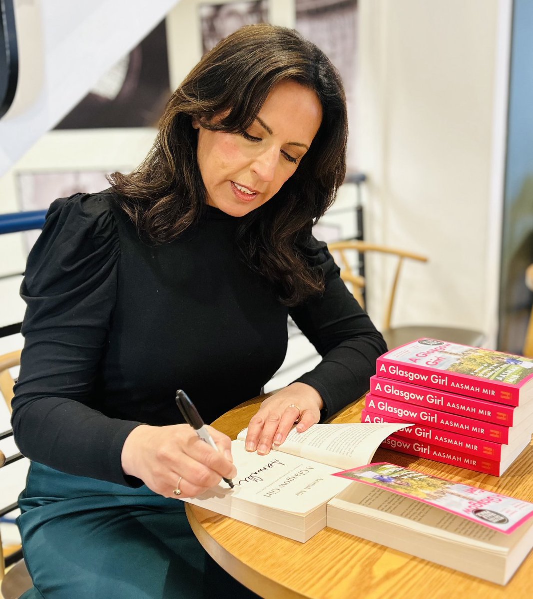 Doing a quick shift in ⁦@WStonesArgyleST⁩ 💓