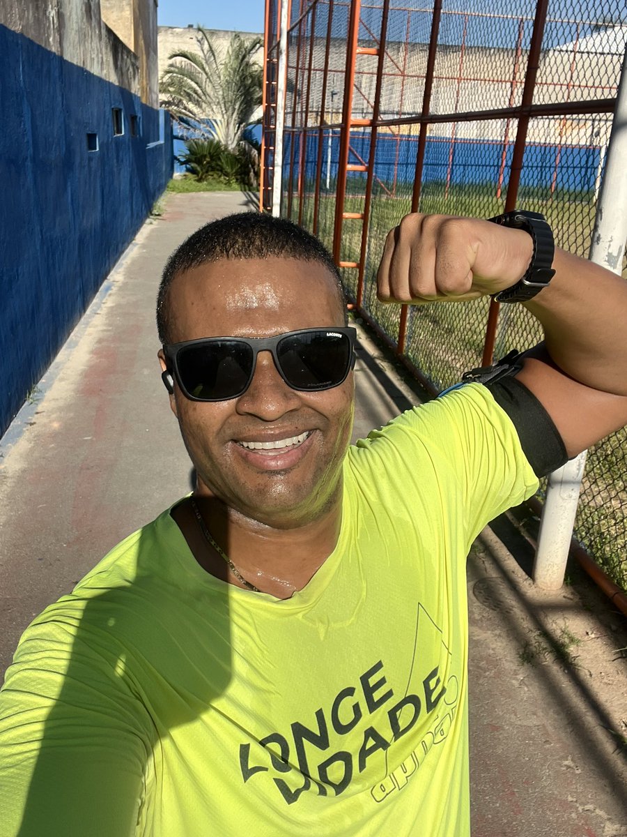 Misael10Go's tweet photo. Sabadou 🏃🏾‍♂️ https://t.co/gYzS6OxSp9