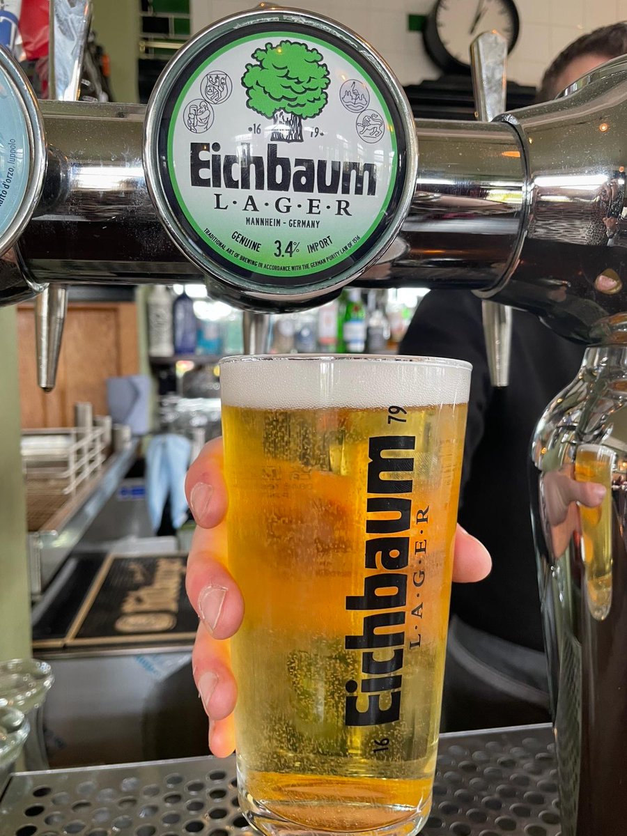 An old school special, we love a loaded Hot Dog ! & by popular demand, a low alcohol Lager, Eichbaum @ 3.4% @eichbaum1679 #caskmarquepub #worthingpubs #bestroastinworthing #supportlocal