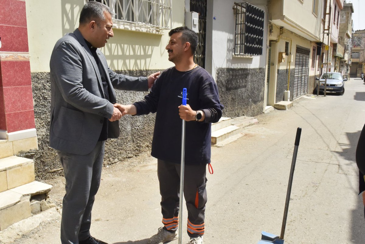 📍Polat Paşa Mahallesi Mahalle sakini hemşehrilerimizle ve sevgili yavrularımızla bir araya geldik. Sohbetleri ve misafirperverlikleri için kıymetli hemşehrilerimize teşekkür ederiz.