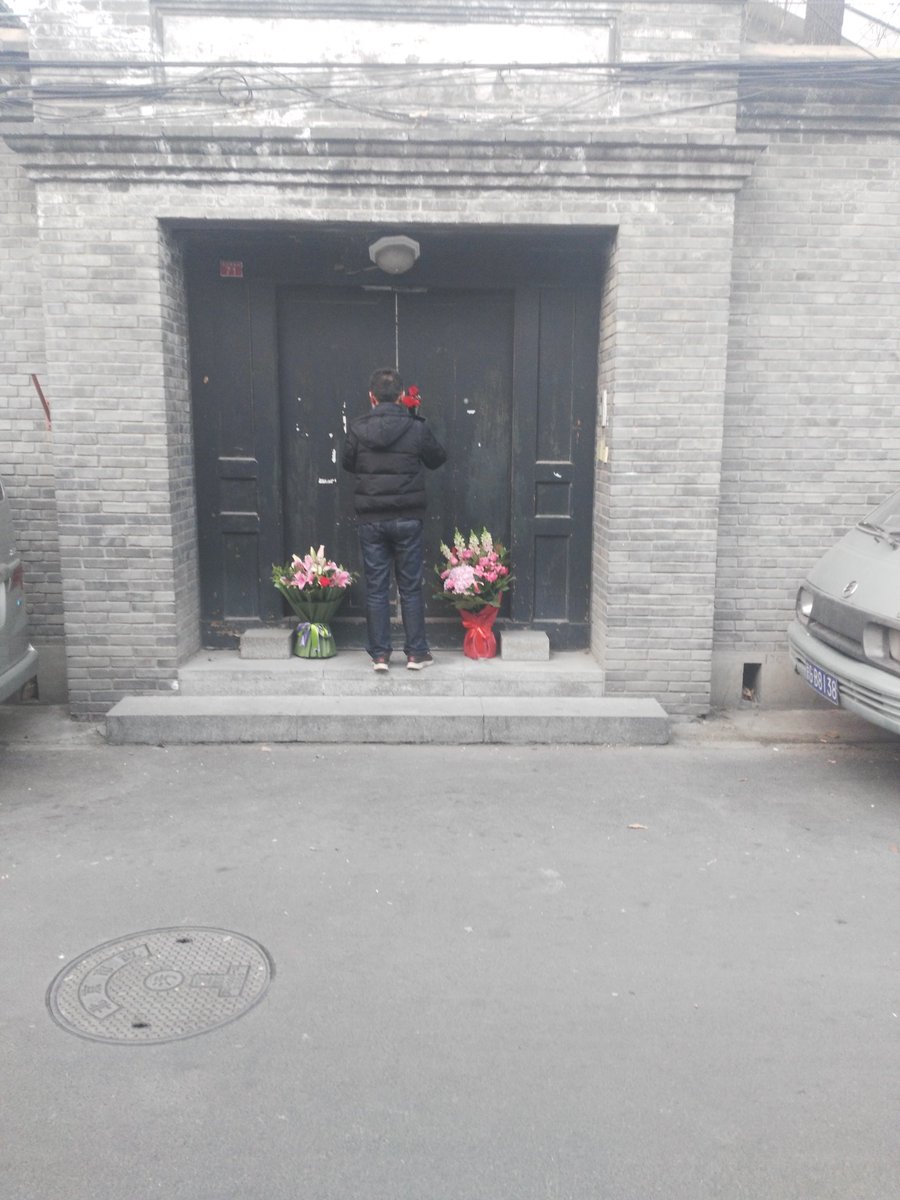 dtngdeg1's tweet photo. 为什么还是不能公布出来呢？这里有什么说法呢？如有，公布出来后，还会有这么多人支持薄书记力挺薄书记吗？也许只有蔑视他痛恨了。可是如今还不公布，一是说明没有负面信息，二是说明，公布出来信息，也许是对薄书记反而有利！因此，直到现在，官方也没有公开一些信息，也是不敢公布这类信息吧！ https://t.co/8O86O7eOyH