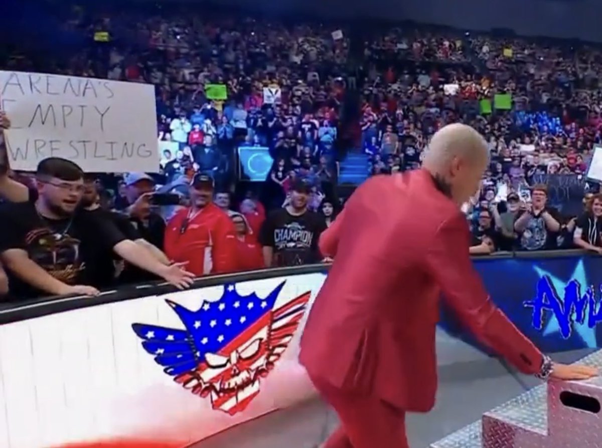 a new era for the WWE indeed they now allow AEW signs #SmackDown