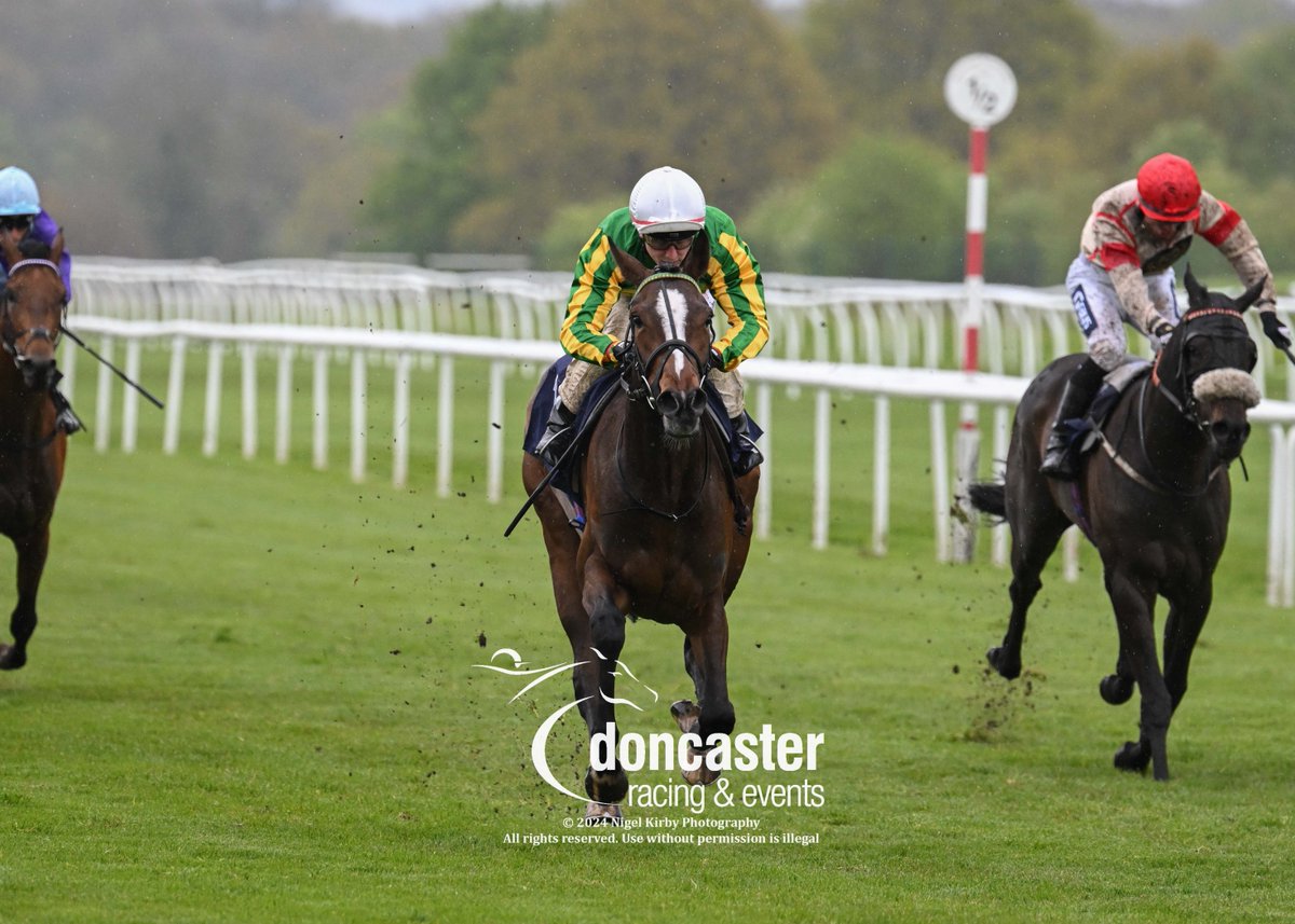 RACE 8 RESULT - Summer Saturday Series Handicap 🥇 Flying Finn Jockey: @_MarkWinn Trainer: @adrian_keatley Owner: Keatley Owners Group & A Finneran 📸 @nigekirby #DoncasterRaces | #ChampionOccasions | #DONSAR