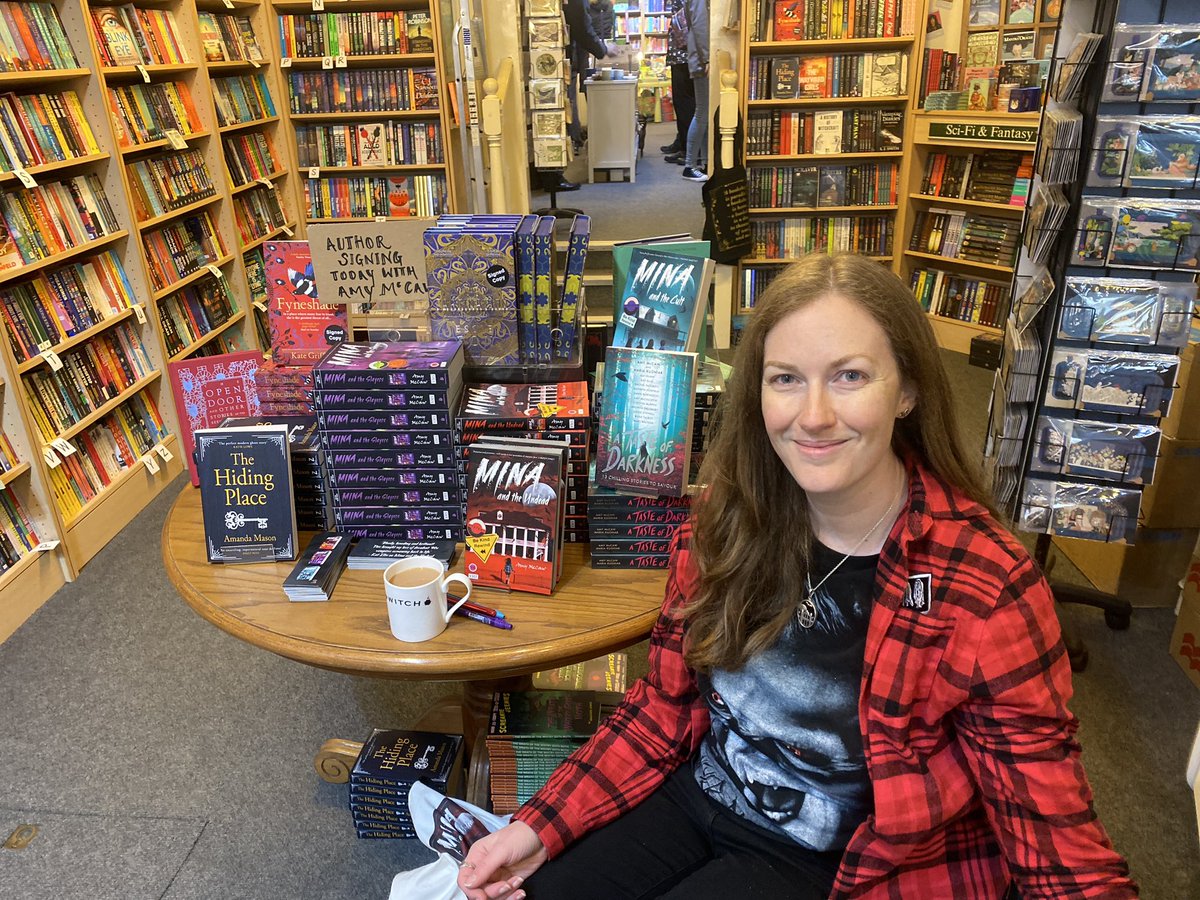 I’m signing books today in @whitbybookshop during Goth weekend! Come and say hello if you’re here 🦇