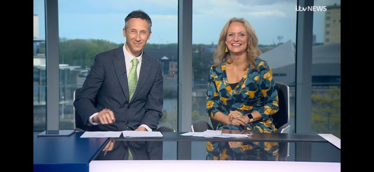 It’s always so nice as always to see my two main Granada reports presenters the one and only @ElaineWITV and the wonderful @AndyBonnerITV presenting the main @GranadaReports programme together on Friday evening 

@ElaineWITV @AndyBonnerITV @MediaCityUK @GranadaReports
