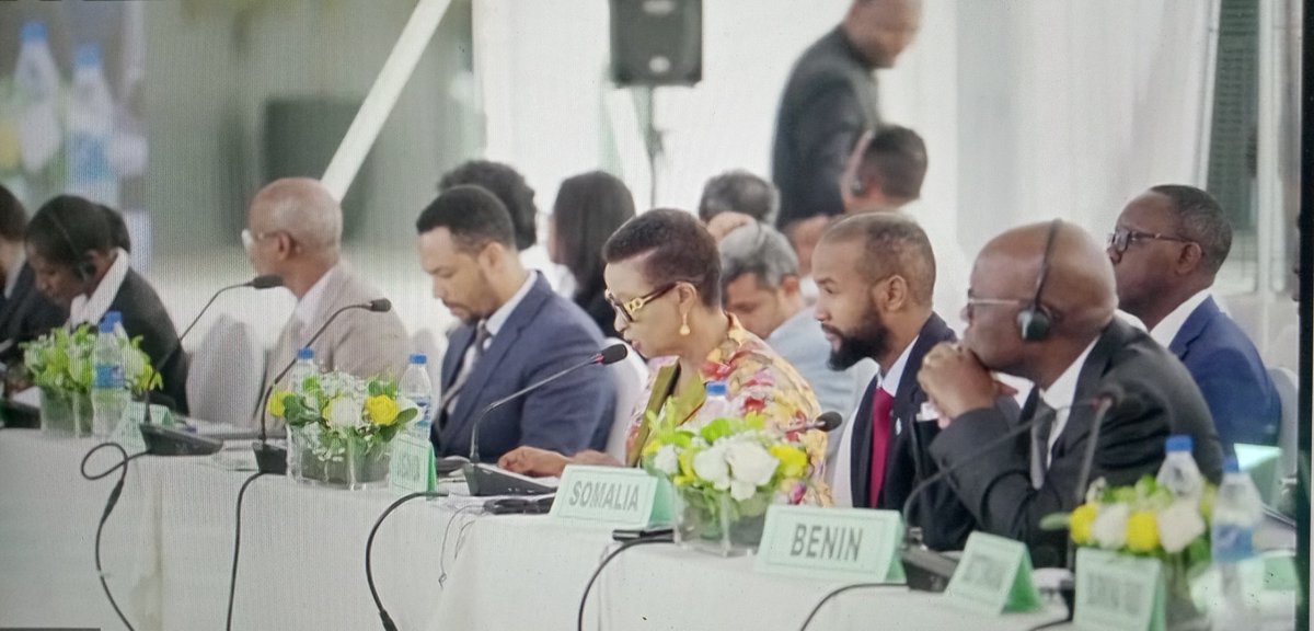 Moeketsi Modisenyane (@moeketsimodise1) on Twitter photo The biggest risk of postponing Pandemic Treaty is that currently we are unprepared to manage any new pandemic threats such as dangerous type of mpox, H5N1 in cattle herds, denge, surges of cholera, large outbreaks of measles <a href="/AfricaCDC/">Africa CDC</a> <a href="/HealthZA/">National Department of Health</a> <a href="/WHOAFRO/">WHO African Region</a> <a href="/UCT_SPH/">UCT School of Public Health</a> <a href="/WitsSPH/">Wits School of Public Health</a> The biggest risk of postponing Pandemic Treaty is that currently we are unprepared to manage any new pandemic threats such as dangerous type of mpox, H5N1 in cattle herds, denge, surges of cholera, large outbreaks of measles <a href="/AfricaCDC/">Africa CDC</a> <a href="/HealthZA/">National Department of Health</a> <a href="/WHOAFRO/">WHO African Region</a> <a href="/UCT_SPH/">UCT School of Public Health</a> <a href="/WitsSPH/">Wits School of Public Health</a>