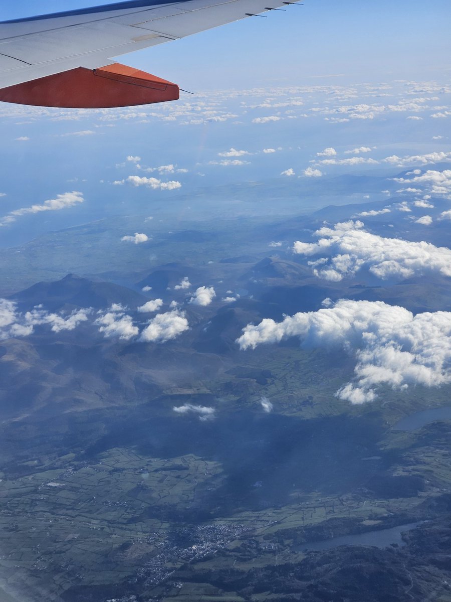 The Mournes from above⛰️ Good luck to the boys in Red and Black today @officialdowngaa 🔴⚫ #UpDown