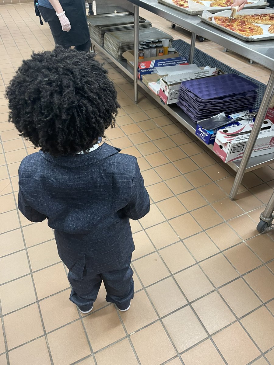 ๐๐๐ค๐ ๐ ๐ ๐ป๐๐๐๐๐ช (@jasonjdanley) on Twitter photo Principal for a Day - What is smelling so good? Had to stop to tell the Cooks the pizza was smelling delicious (and of course to get a taste!). <a href="/EndeavourJBMDL/">Endeavour School</a> #prekacrossnj Principal for a Day - What is smelling so good? Had to stop to tell the Cooks the pizza was smelling delicious (and of course to get a taste!). <a href="/EndeavourJBMDL/">Endeavour School</a> #prekacrossnj