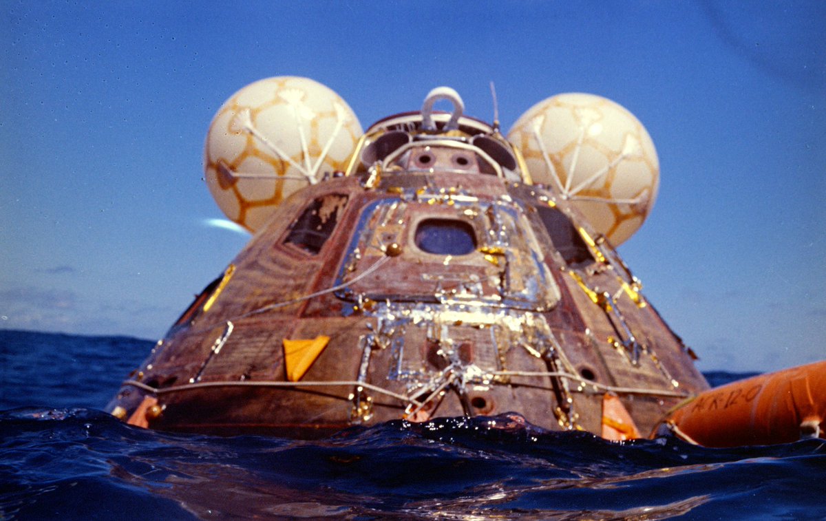 On this day 1972 - Apollo 16 Splashdown 

The Apollo 16 Command Module carrying Young, Duke and Mattingly splashes down in the central Pacific Ocean where they are picked up by the USS Ticonderoga 

#apollo16