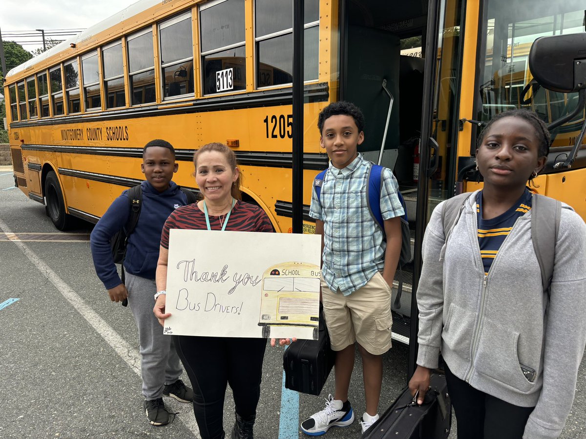 JW students celebrated bus driver appreciation week! 🚌#busdriverappreciation