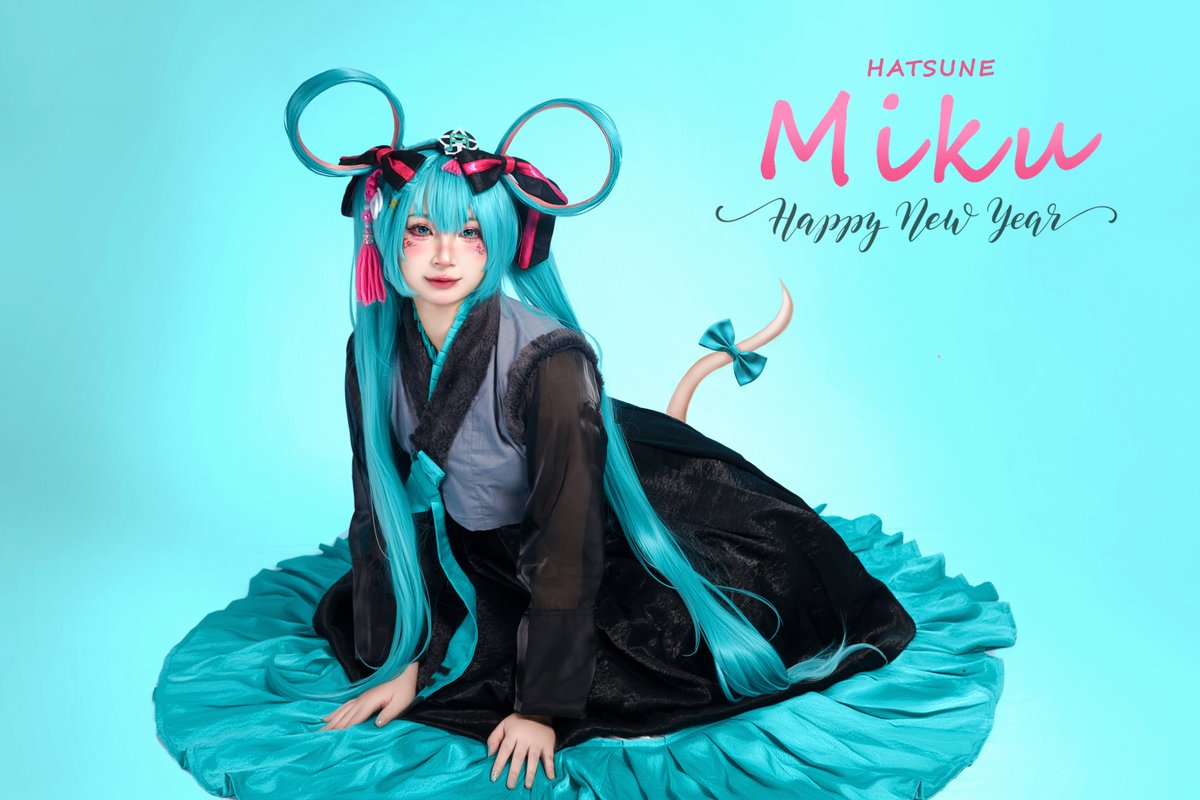 158Hally's tweet photo. Happy new year in summer😆
Version fanart by @aram__aram ( more to come )
#HatsuneMiku 
#cosplay https://t.co/oZ4bvN0nDG