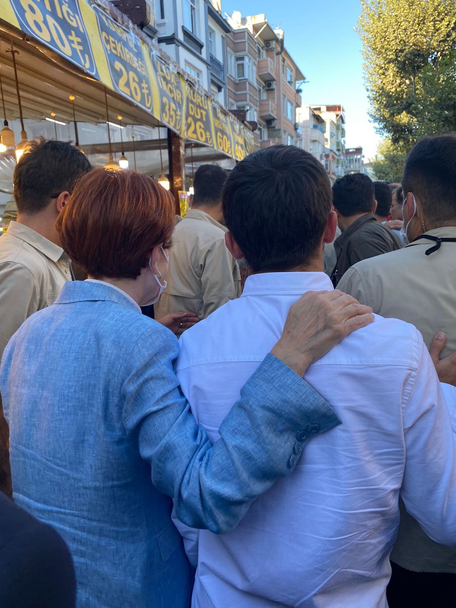 Verdiğiniz emekler, açtığınız yol için ne kadar teşekkür etsek azdır. Kurucu Genel Başkanımız olarak daima gönüllerimizde olacaksınız.