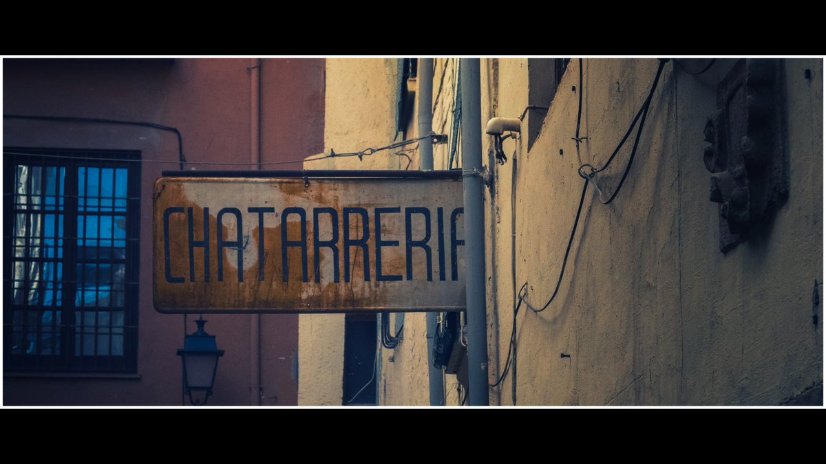 Showroom #mismomentosgranadinos #Granada #encasa

@streetphotography #urbanphotography #@rótulo #sign #chatarra #marketing #scrap #exposición #óxido #rustic #sonyphotography #sonyrx100 #sonyrx100vii