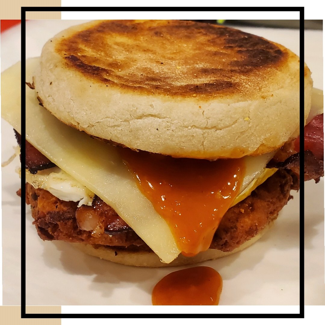 Ok, so today is all about indulgence,  and what's more so that putting your housemade hash-brown on your breakfast sandwiche with a drizzle of Nando's peri peri hot sauce, washed down with a delicious housemade cold brew 😋 

#cookedinlard #donuts #donutshop #Cafe #portlandmaine