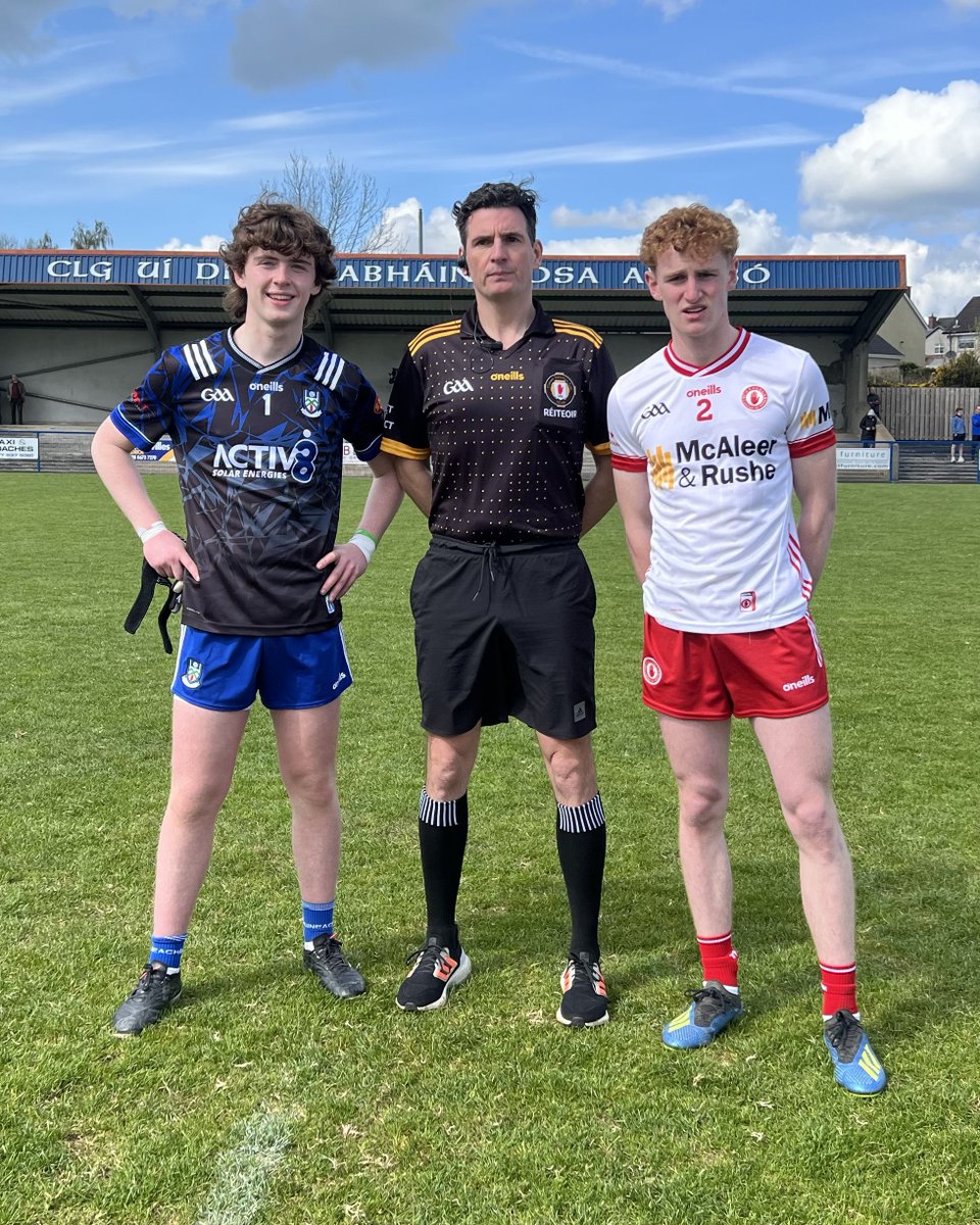 Team Captains Paul McGinley and John Flannagan with Referee James Lewis ahead of throw-in ⬇️ 

#Ulster2024 #ThisIsMajor