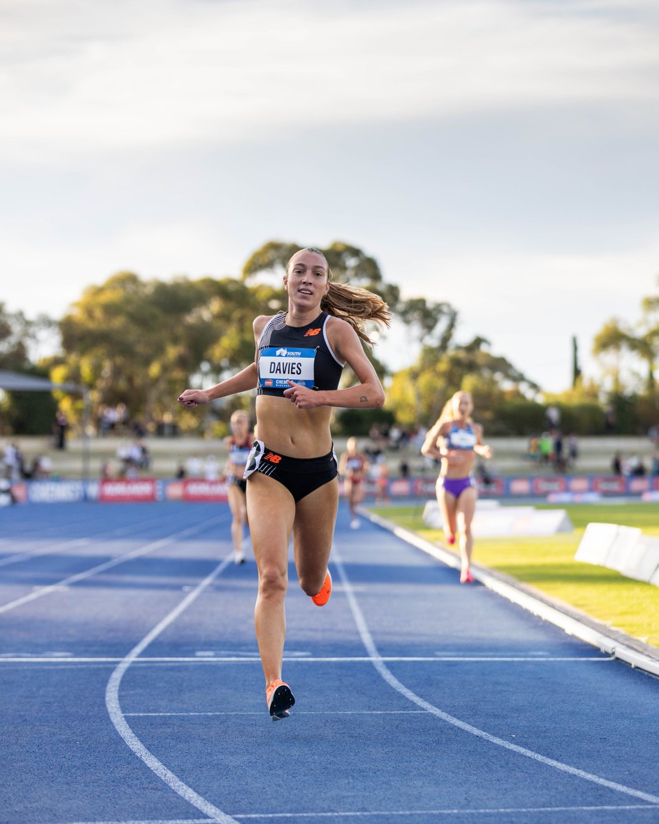 DAVIES DELIVERS 📬⚡️ Reigning Australian 5000m champion Rose Davies doubles down on her national title with an OLYMPIC QUALIFIER at the Suzhou Diamond League, stopping the clock in 14:47.86 to nail the 14:52.00 qualifying standard for Paris 2024 and place 11th. #ThisIsAthletics