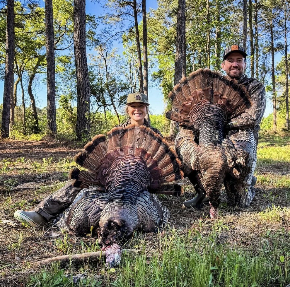 'Can't beat an opening morning day double on the home turf with the Mrs. 💪🏻🦃' - @jamoore1012

Who turkey hunts with their spouse? 

#ITSINOURBLOOD #hunting #outdoors #spouse #turkeyhunting #turkeyseason #turkeyhunter