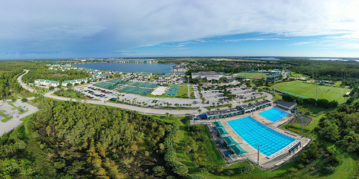 A sunny good morning from a birds-eye view! ☀️🌴 #FGCU #sunrise