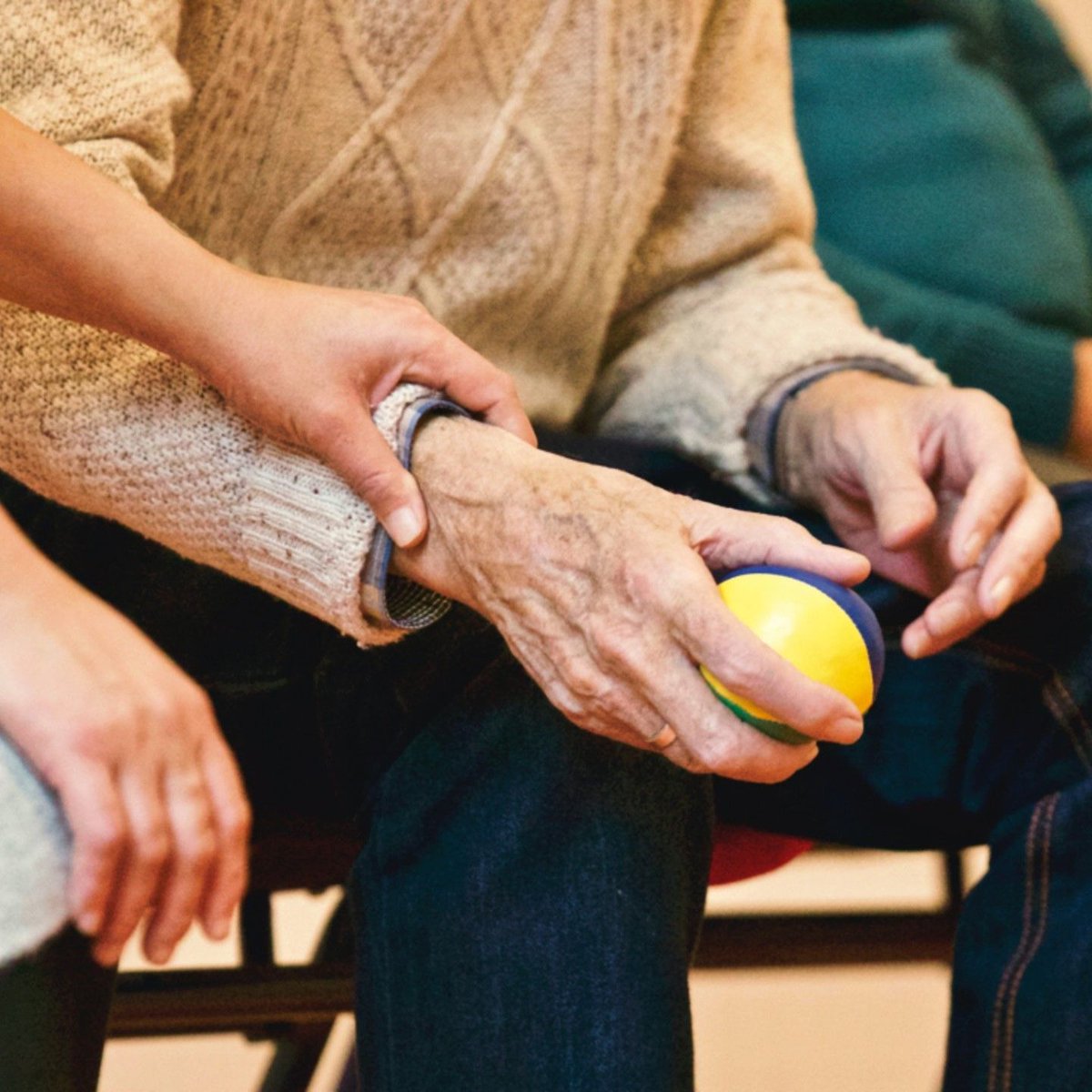 Pop along to our next Carers' Forum on 30 April at 9.30am. It's an opportunity to speak to other carers and find out about and influence the services we provide to support carers in Hillingdon. Find out more 👉 buff.ly/3UjkZyU