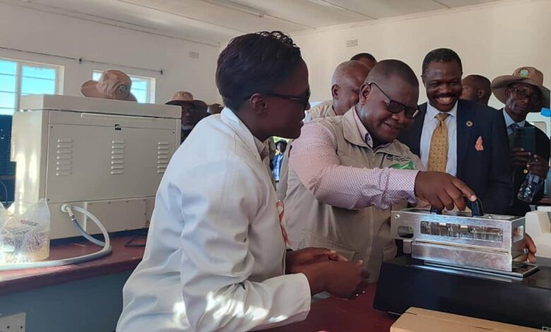 'UNDPZimbabwe handed over 54 Matabele and Kalahari breeding goats to Esigodini Agricultural College. The handover included feed analysis and laboratory equipment, all worth over US$80 000.' #ZITF2024 #SDGs Check out the article! @citezw: bit.ly/3JzH0on