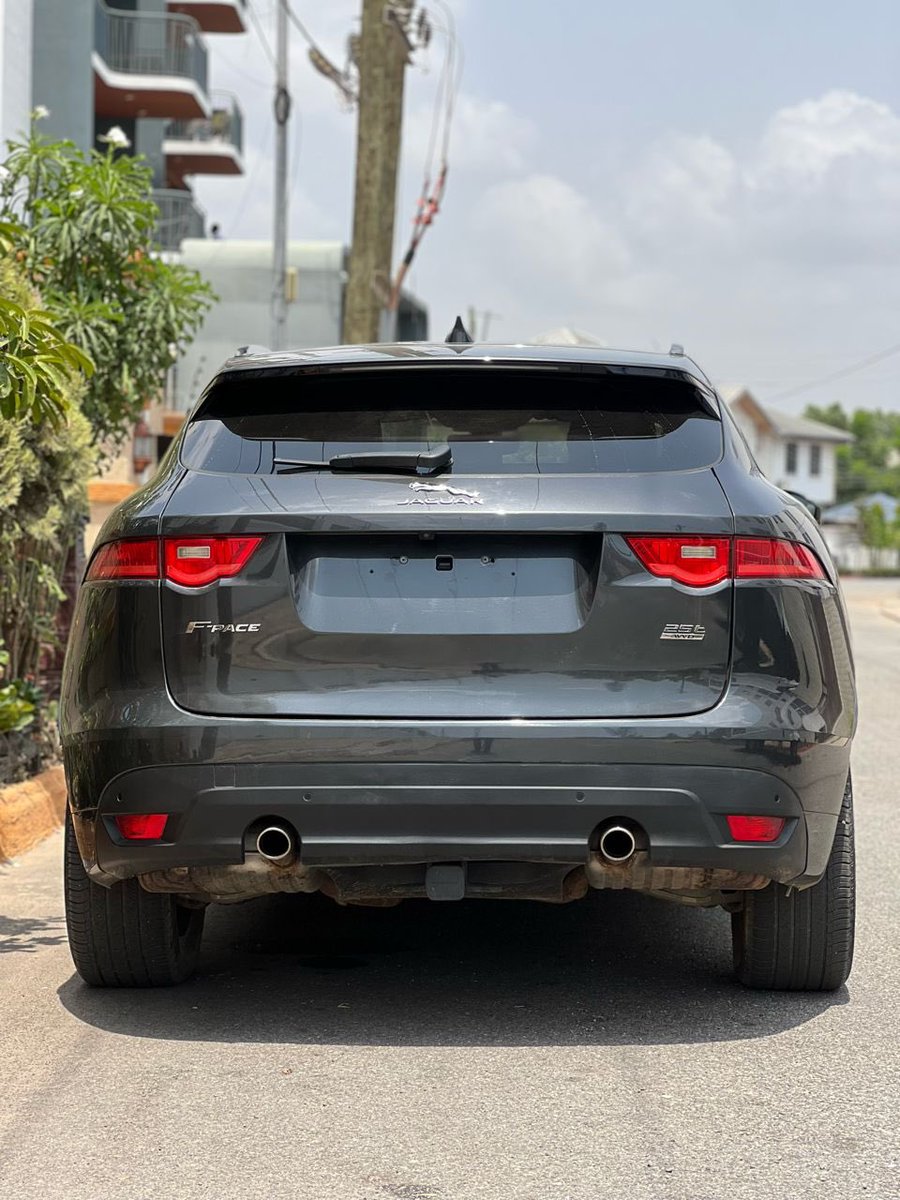 2019 JAGUAR F-PACE 2.0L engine PANORAMIC ROOF AMBIENT LIGHT 360 CAMERA LEATHER SEAT Price - 698k p3 😁 What’s app no in bio Refer a buyer for commission #YourCarGuy 🚘🕺🏽