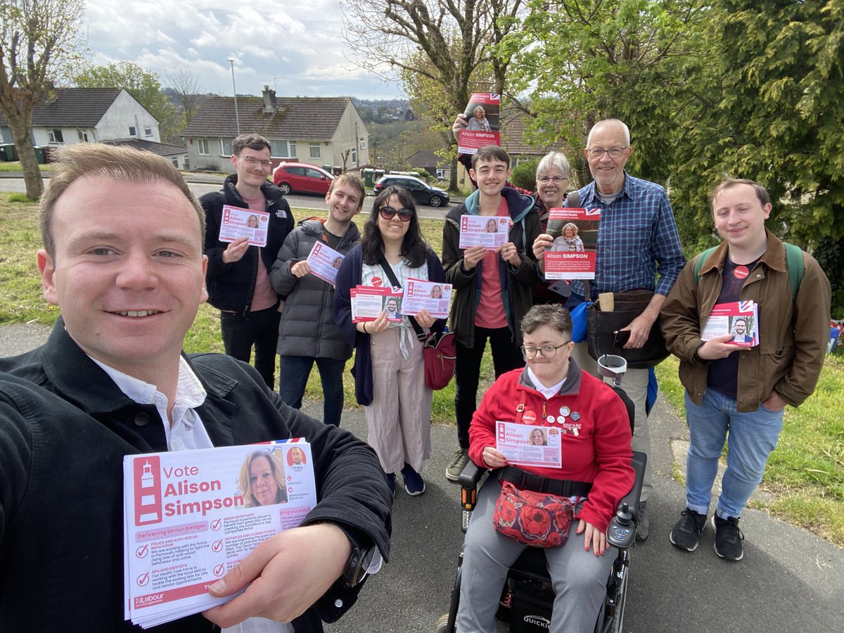 Great morning supporting our candidate for Budshead ward Alison Simpson with @PlymouthLabour Thanks @PlYoungLab for coming out and @Steampunklocked great to have you on the campaign trail!