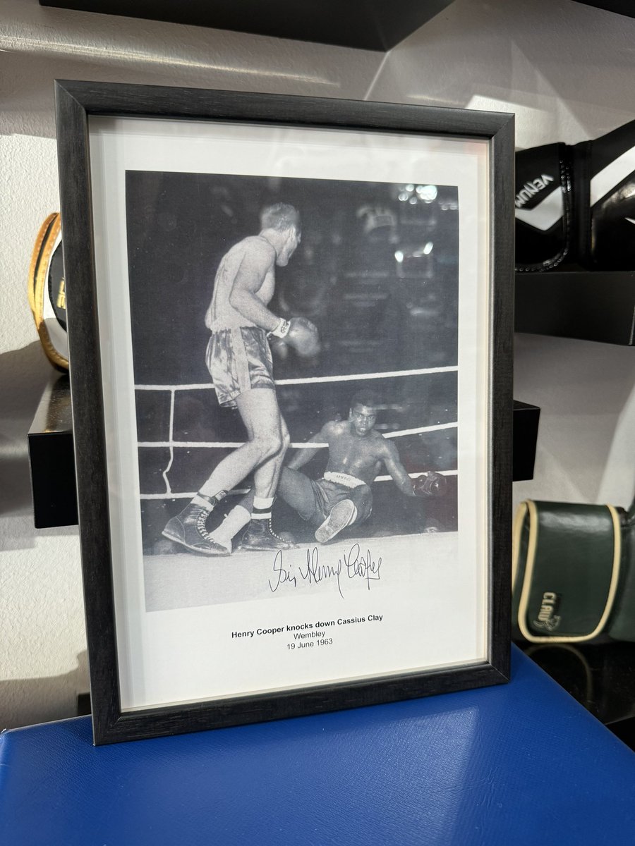 Henry Cooper signed picture back from the framers ready to find a good home in the shop 😃👌🥊