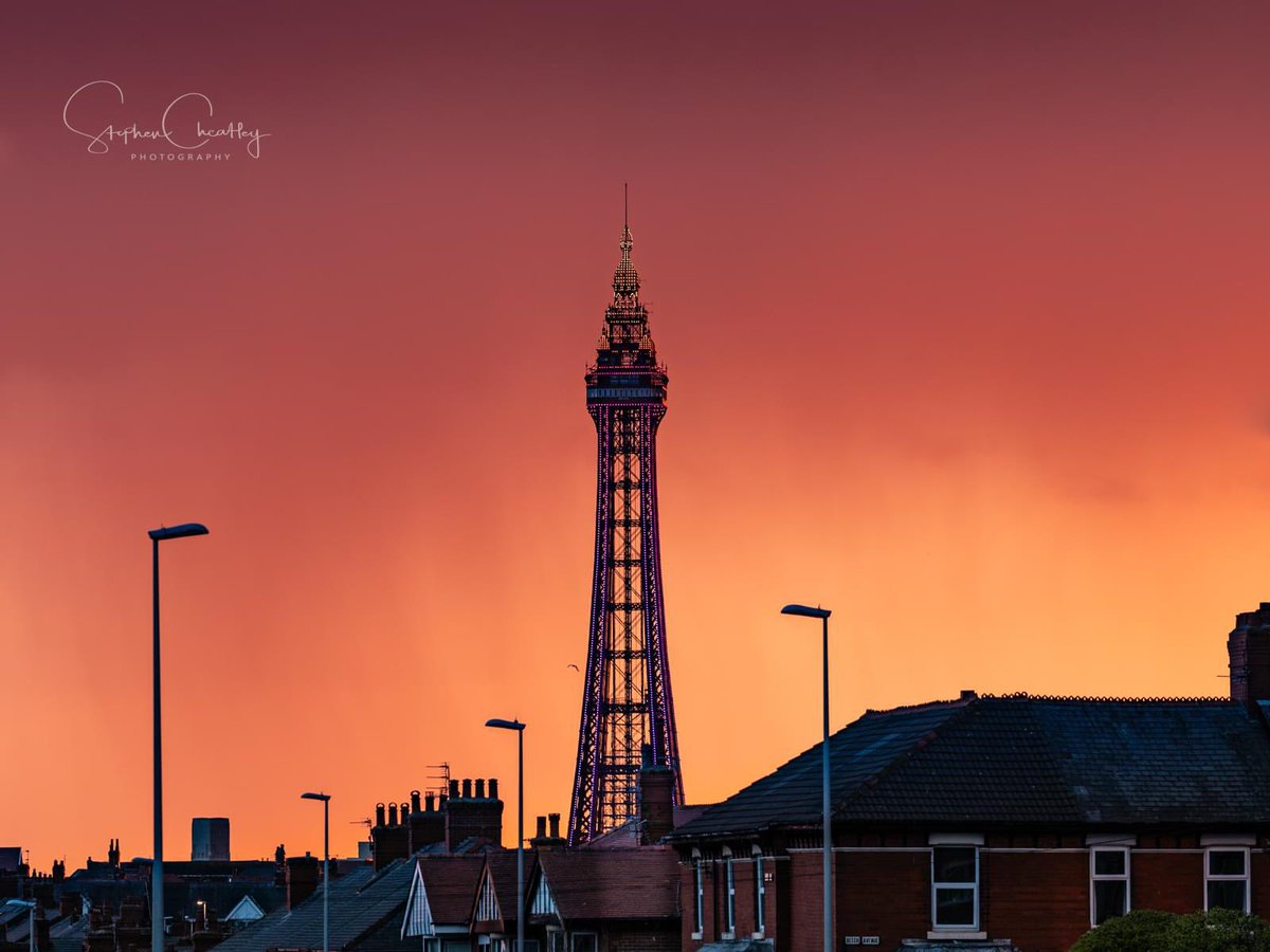 What an amazing #sunset we had on Friday evening here in Blackpool. Glad I saw it coming & went out to grab this shot of the Tower with epic rain clouds backlit by the setting sun.
