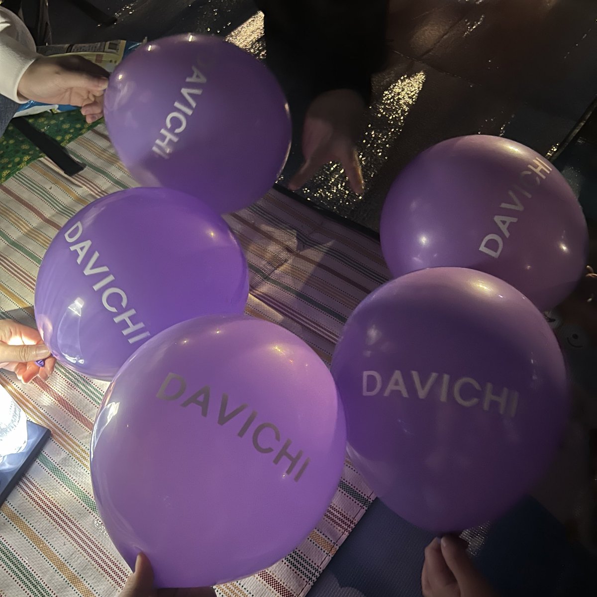 초록의자🌿🪑 (@rok_dvc) on Twitter photo 