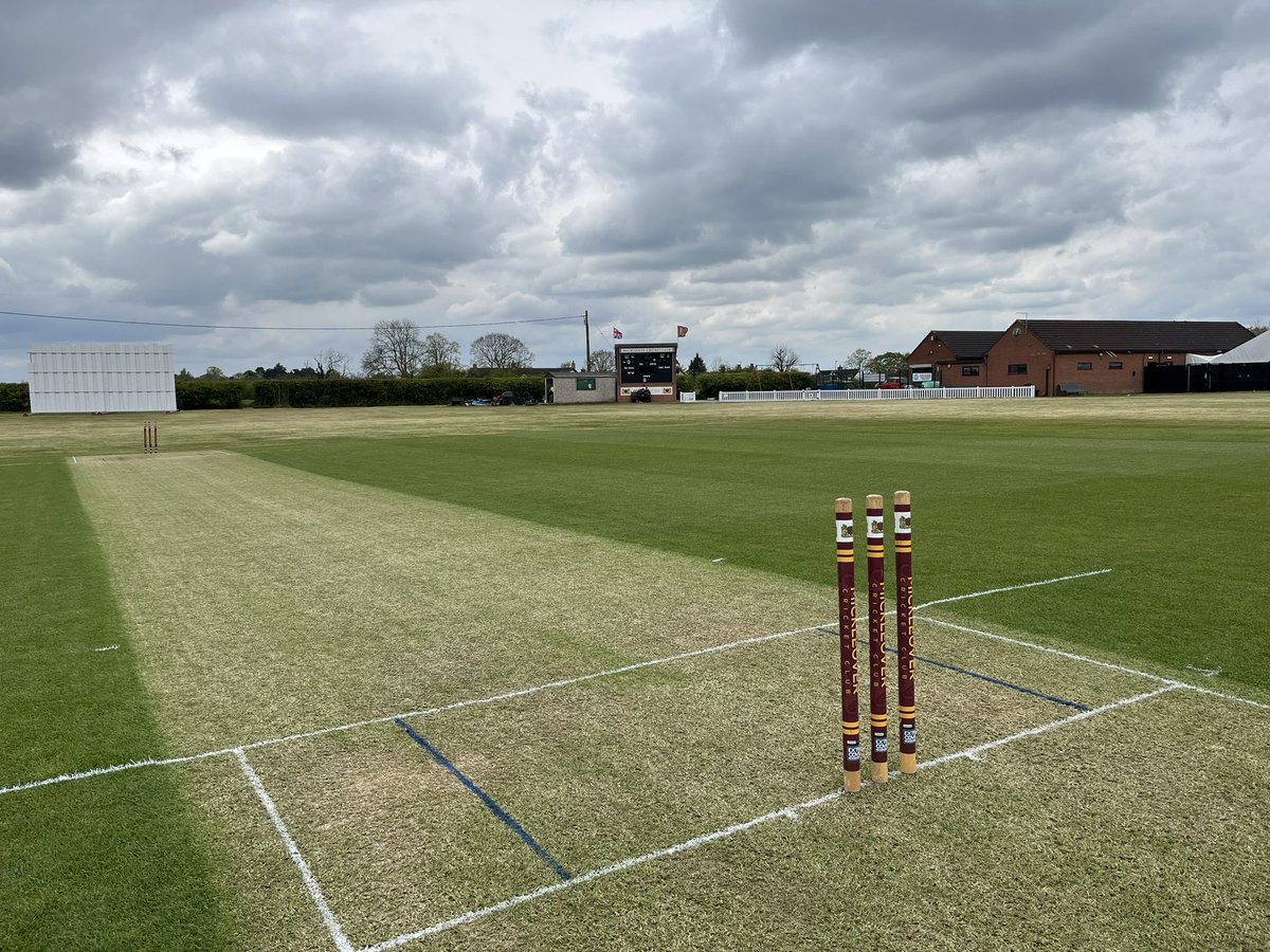 🆕 Toss Update

1️⃣s lose toss and will 🏏

2️⃣s bowling 🔴

Testament to #AandK & the lads who have worked exceptionally hard to get the outfield fit.

It really appreciated.

🦁