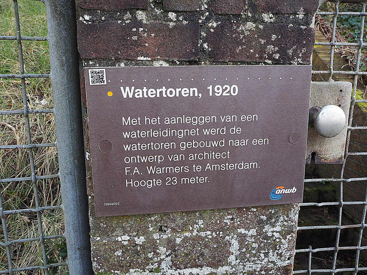 An information board with Dutch language on it.

#information #Dutch #Dutchlanguage #text #texts #ANWB #photography #photograph #photographs #photo #photos #picture #pictures