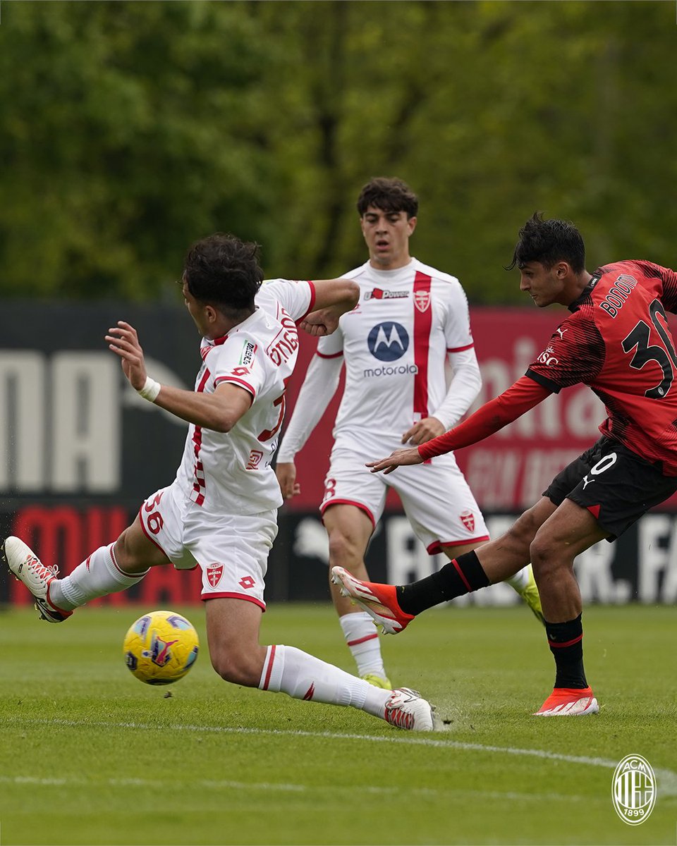 ⏱️ 25'
#MilanPrimavera alla ricerca del vantaggio 🎯

#MilanMonza 0-0