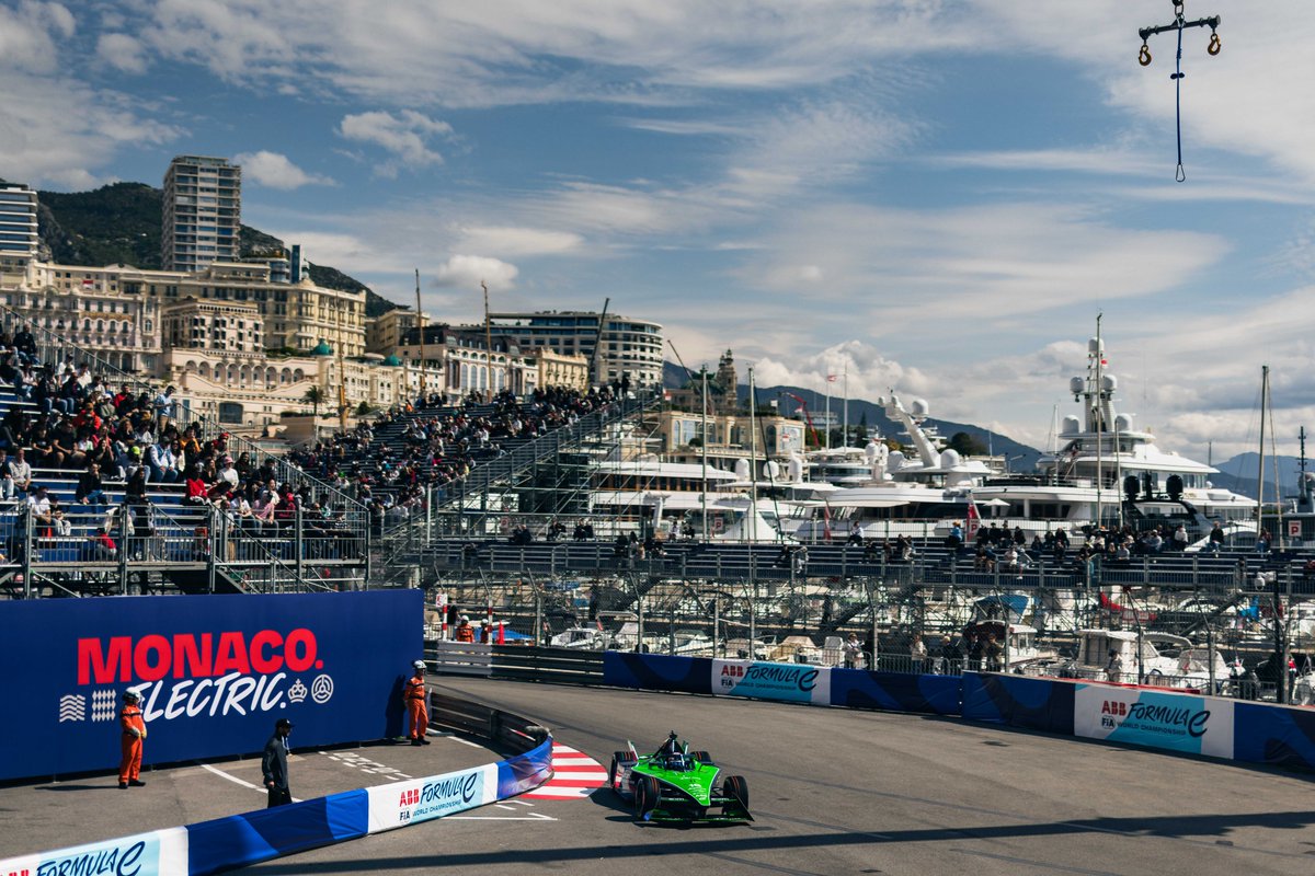 Race ready! 📸 #MonacoEPrix