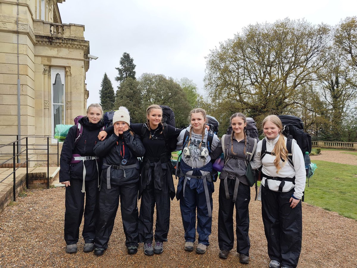 DunottarDofE's tweet photo. Good luck to our Bronze teams as they start their practice expedition today! https://t.co/6pOp7U6uGk