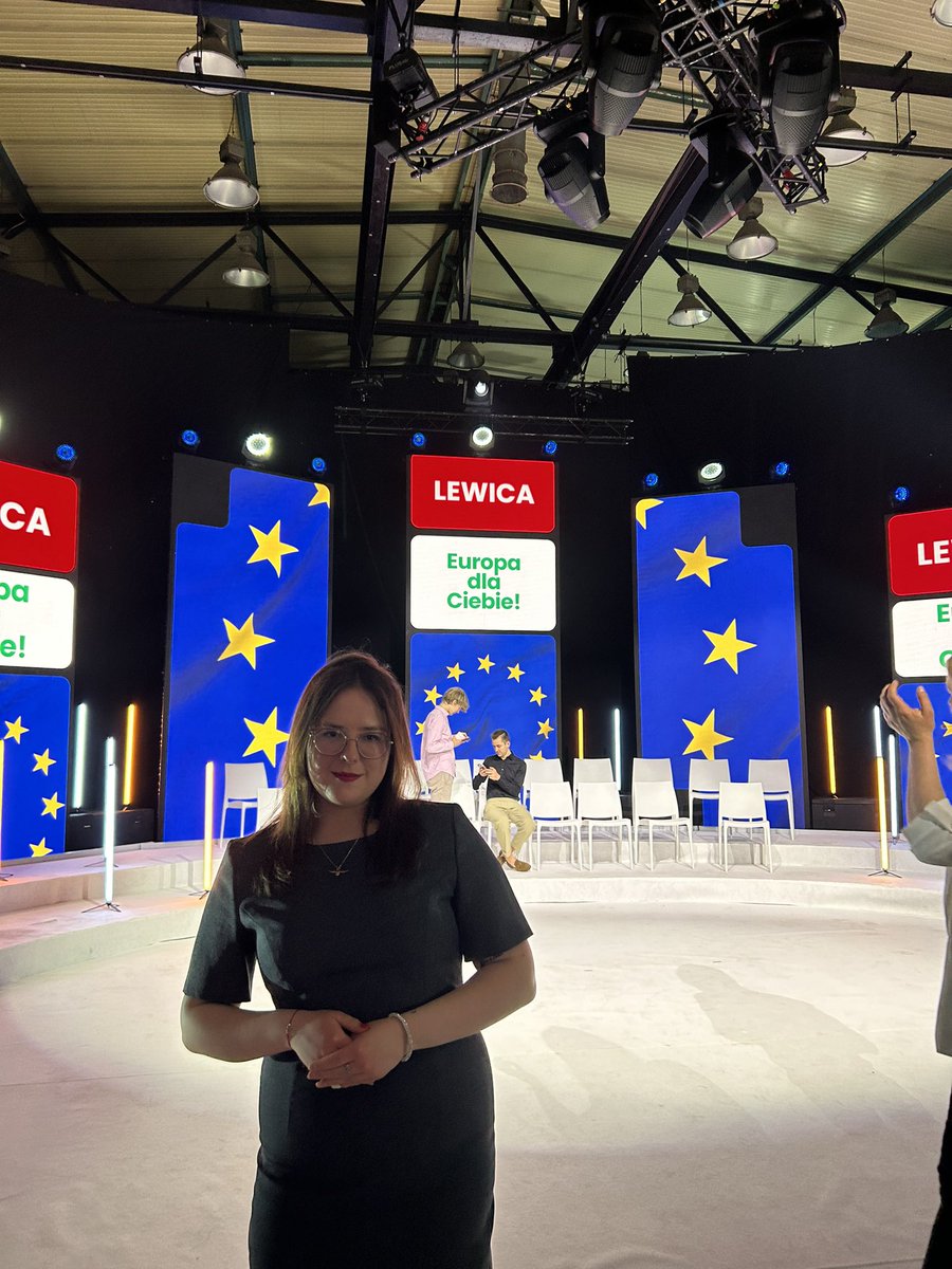 Już niedługo wybory do Parlamentu Europejskiego. To szansa na wybranie postępowych, otwartych oraz przyszłościowych kandydatek i kandydatów, reprezentujących nas w przestrzeni europejskiej.
9 czerwca wybieram Lewicę 🇪🇺
<a href="/__Lewica/">Lewica</a> <a href="/mlodalewica_/">Młoda Lewica</a> 
#lewica #wybory2024 #europadlaciebie