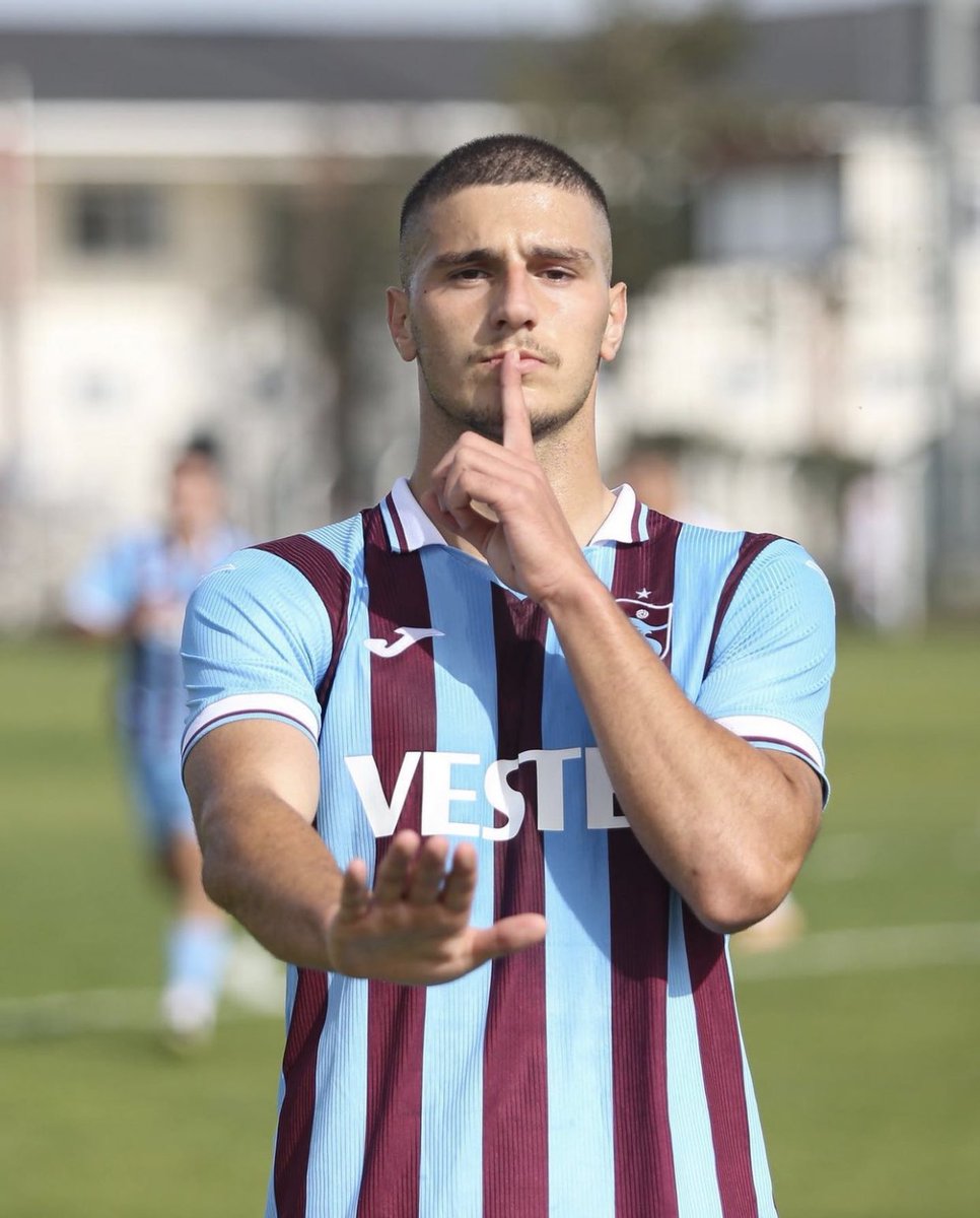 U19 Süper Lig Gol Kralı 👑
17 Golle ⚽️
Engin Poyraz Efe Yıldırım 🤫