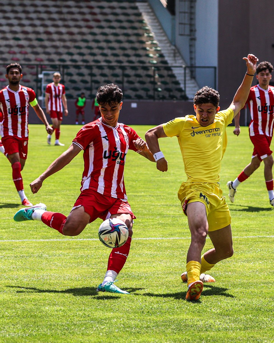 🔴⚪ Maç Sonucu 🔴⚪
Eyüpspor U19 : 1
Yılport Samsunspor U19 : 2
Goller
Emre Köroğlu
Muhammet Ali Özbaskıcı
#SamsunsporFutbolAkademisi
#DevamıGelecek