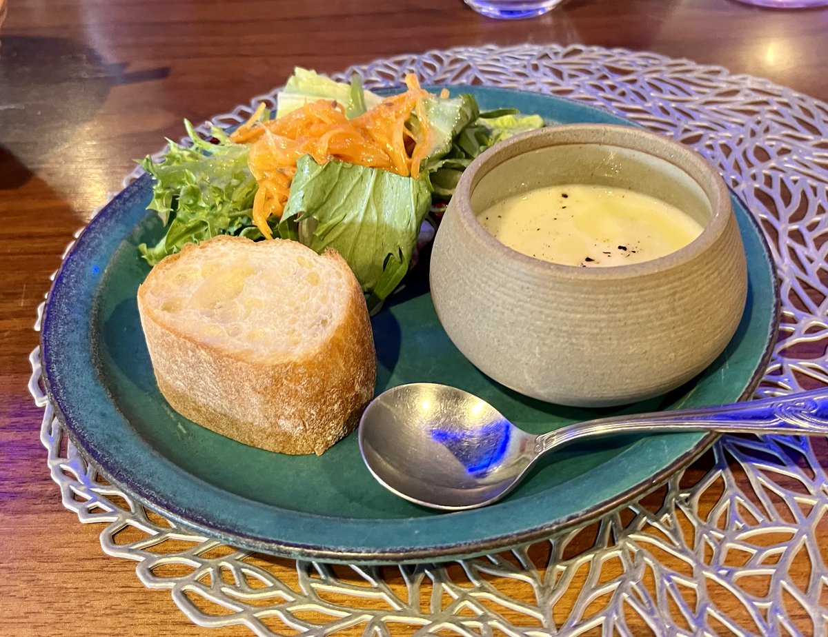 Mtgod10's tweet photo. 神奈川県開成町
“グロッタ ブルー Grotta blu"さん
Lunch Menu “Aコース“
お店の雰囲気からして非日常 for me😅
美味しくいただきました!ご馳走様です😊
#開成町 #開成町飲食店 #開成町ランチ #青洞窟 #地域内経済循環 #グロッタブルー #Grottablu https://t.co/C3lULNq4nN
