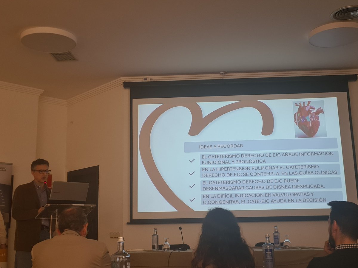 ❤️🚲 'Cateterismo derecho de ejercicio: nuevos retos en IC' Excelente exposición por el Dr. @isaac_bendayan' 👏👏👏👏 Aporta luz en el estudio de disnea de esfuerzo FEVIp, cardiopatías valvulares y congénitas. A por ello!!! 💪💪 @CardioAPFerrol @ferrolsergas #obradoiroIC