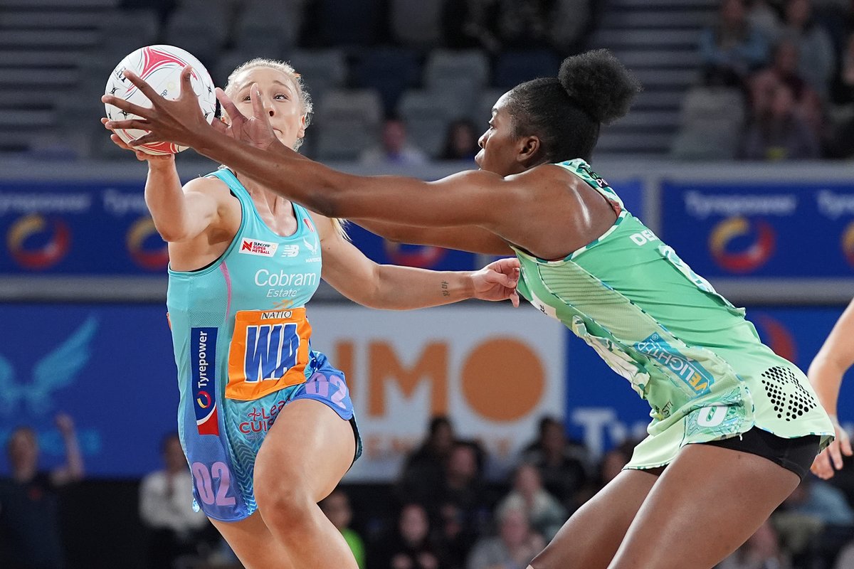 SuperNetball tweet picture