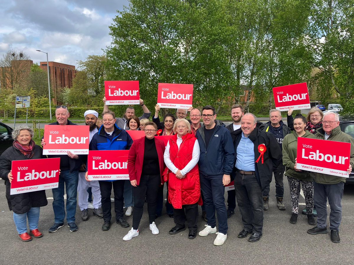 Out campaigning this morning for the excellent @susanwildman137 . Joined by @bevcraig @MikeKaneMP and @AndyBurnhamGM amongst other great @McrLabour folks. #VoteLabourMay2nd 🌹🗳🌹🗳