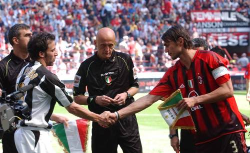 bubagandye's tweet photo. #JuveMilan 2005.
Oggi é semplicemente una partita soporifera https://t.co/lNuG8KY4J5