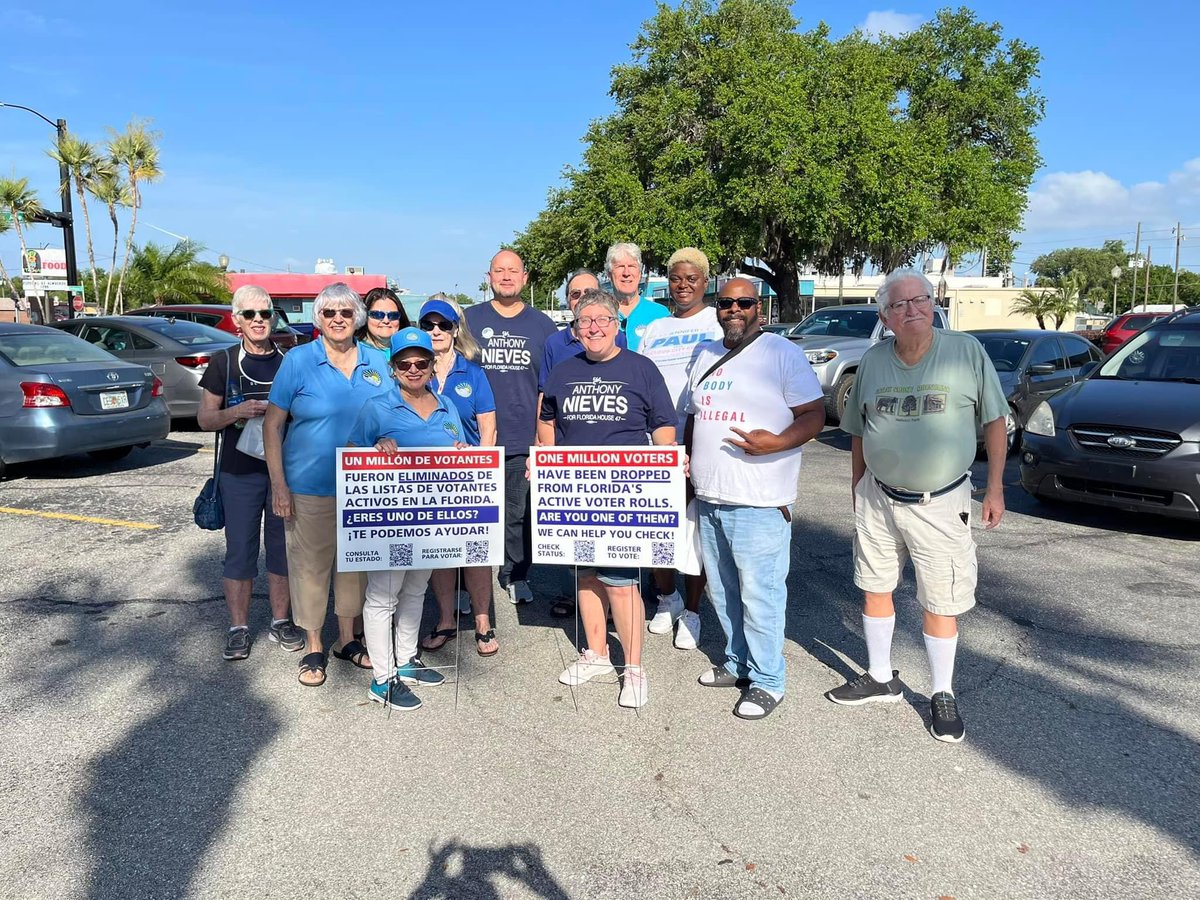 Today in Osceola county, @OsceolaDems gathered in St. Cloud to engage neighbors and register voters! #TakeBackFL