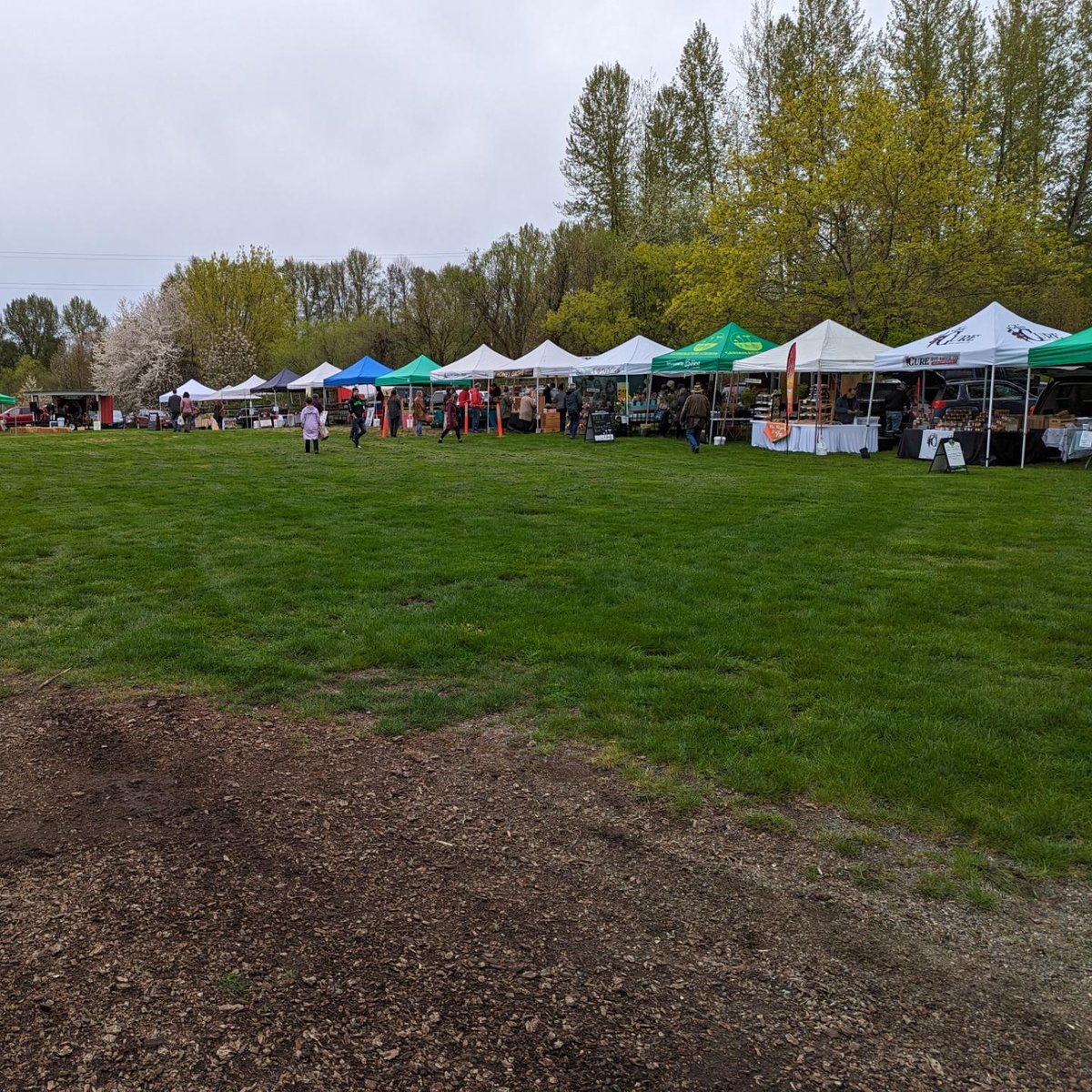 Don't let a little drizzle stop you from popping by the farmers market today.  We are in our regular field today from 9-1 at the CV Exhibition Grounds.  The local goodness is overflowing. 

Today we will also be celebrating our 32nd Birthday.  The ceremony starts at 10.