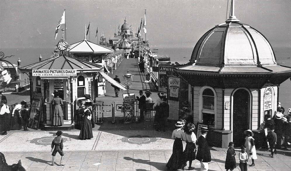 The Pier Eastbourne 1910. 
>FH