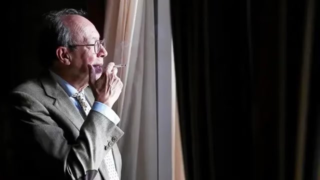 Lamentamos profundamente transmitiros la noticia del fallecimiento de Francisco Rico, una de las más grandes figuras de la Filología Española de los últimos cincuenta años. Que la tierra te sea leve, Paco