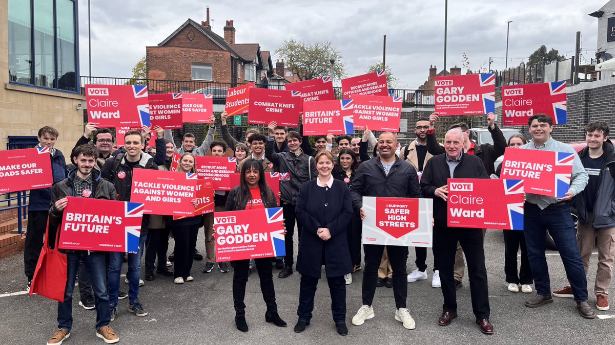 Fantastic to be out in Nottingham today alongside @YoungLabourUK canvassing for @ClaireWard4EM - a brilliant turnout and a big thanks for all the support from @GMBMidlands 🌹