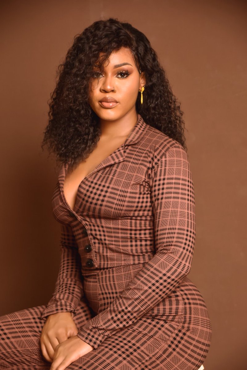 sugar baby 🎀 tweet media