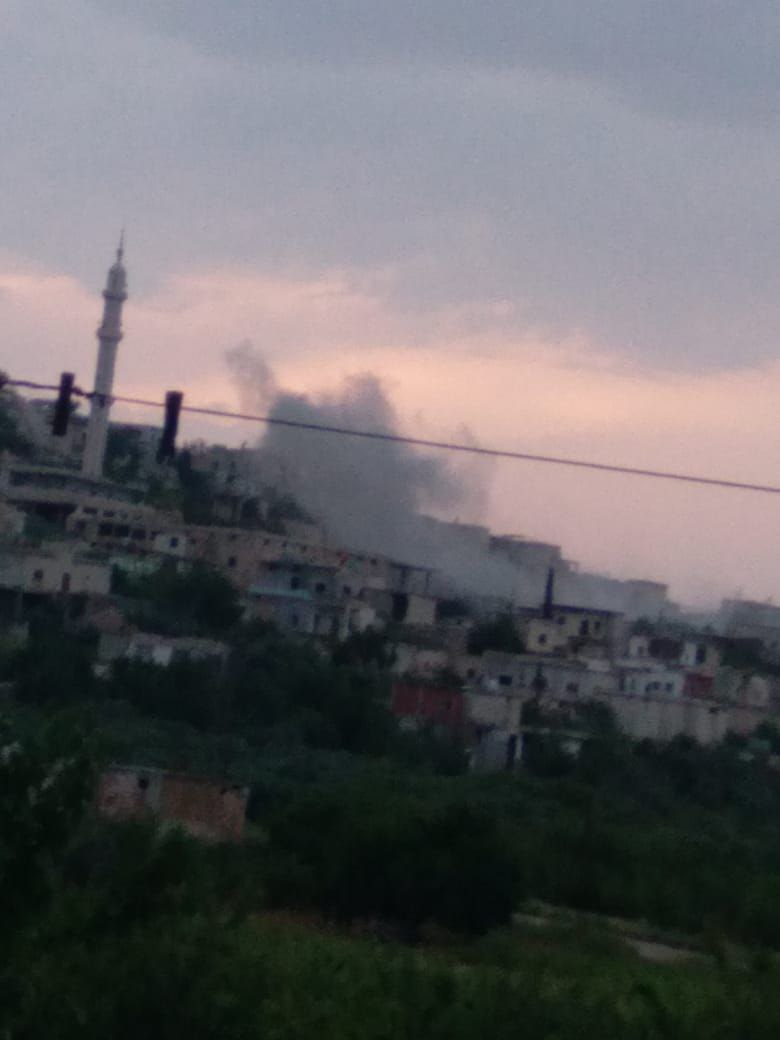 Militias affiliated with the Assad regime are bombing the village of #Al-Mozara in the southern #Idlib countryside‌‌