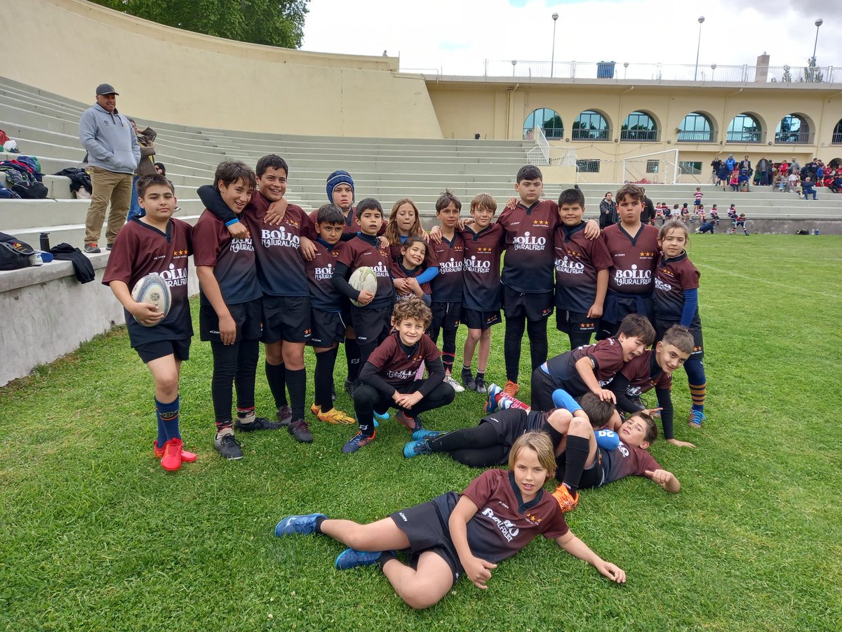 Estela Fernández (@estela_sabiote) on Twitter photo Granizo, lluvia, sol... hoy nuestros chicos de #rugbyMurcia lo han dado todo en el torneo internacional de <a href="/Cisneros_Rugby/">Club de Rugby Complutense Cisneros</a> . Mil gracias a nuestro patrocinador <a href="/bollofruits/">Bollo International Fruits</a>, las equipaciones les sientan superbien Granizo, lluvia, sol... hoy nuestros chicos de #rugbyMurcia lo han dado todo en el torneo internacional de <a href="/Cisneros_Rugby/">Club de Rugby Complutense Cisneros</a> . Mil gracias a nuestro patrocinador <a href="/bollofruits/">Bollo International Fruits</a>, las equipaciones les sientan superbien
